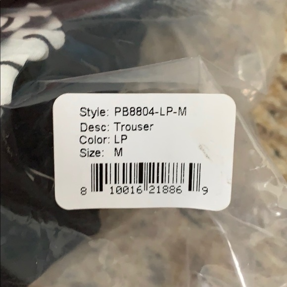 NWT. Anthropologie x Capulet leaf Print trousers - Picture 7 of 9